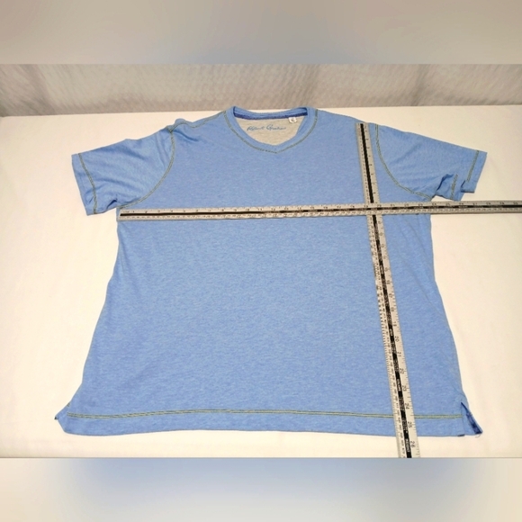 Robert Graham Classic Fit Eastwood V Neck Cotton/ Modal T Shirt. Mens XL - Picture 4 of 8